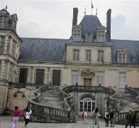 库里宣布去湖人