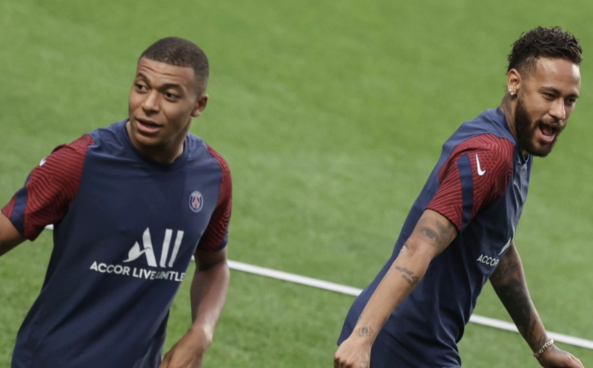 斯图加特主力前锋吉拉西受伤