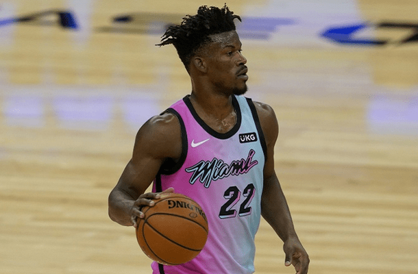 广州队今晚比赛直播视频